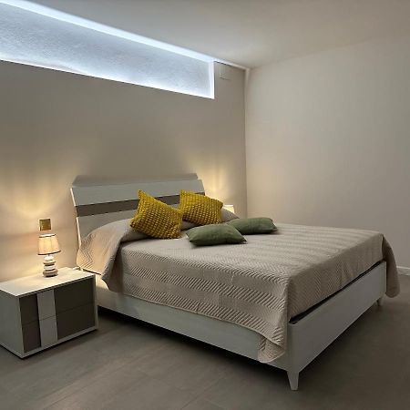Imbriani 69 Apartment Bari Bagian luar foto