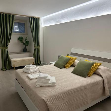 Imbriani 69 Apartment Bari Bagian luar foto