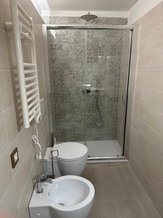 Imbriani 69 Apartment Bari Bagian luar foto