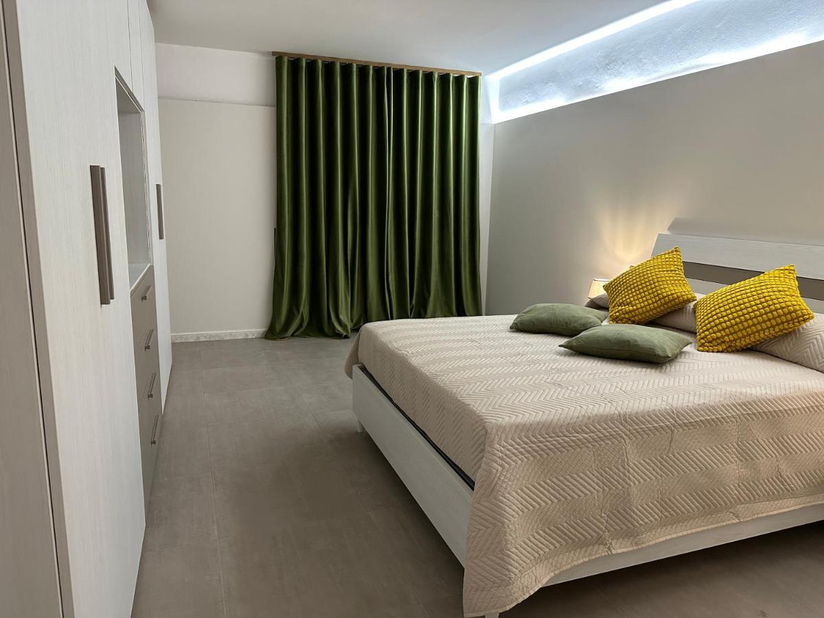 Imbriani 69 Apartment Bari Bagian luar foto