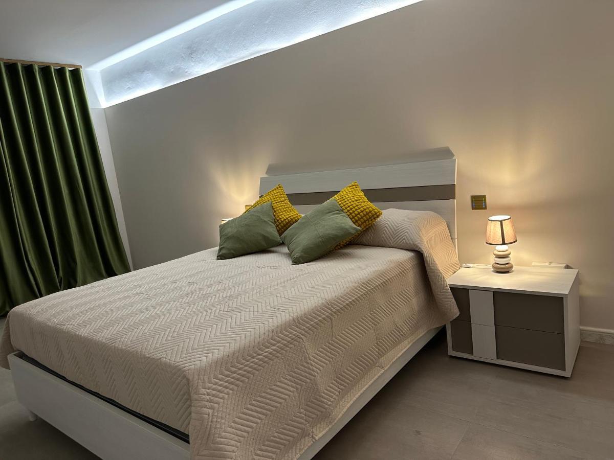 Imbriani 69 Apartment Bari Bagian luar foto