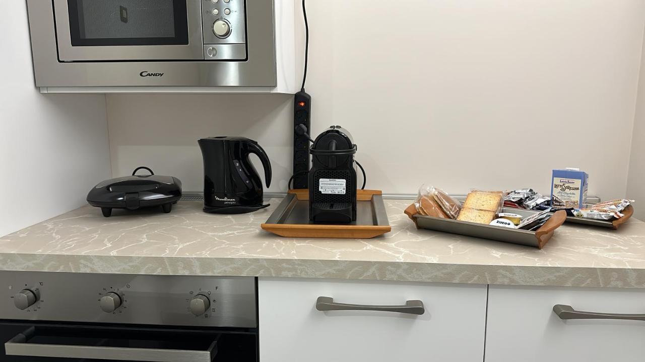 Imbriani 69 Apartment Bari Bagian luar foto