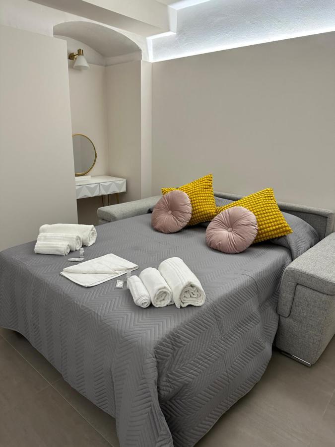 Imbriani 69 Apartment Bari Bagian luar foto