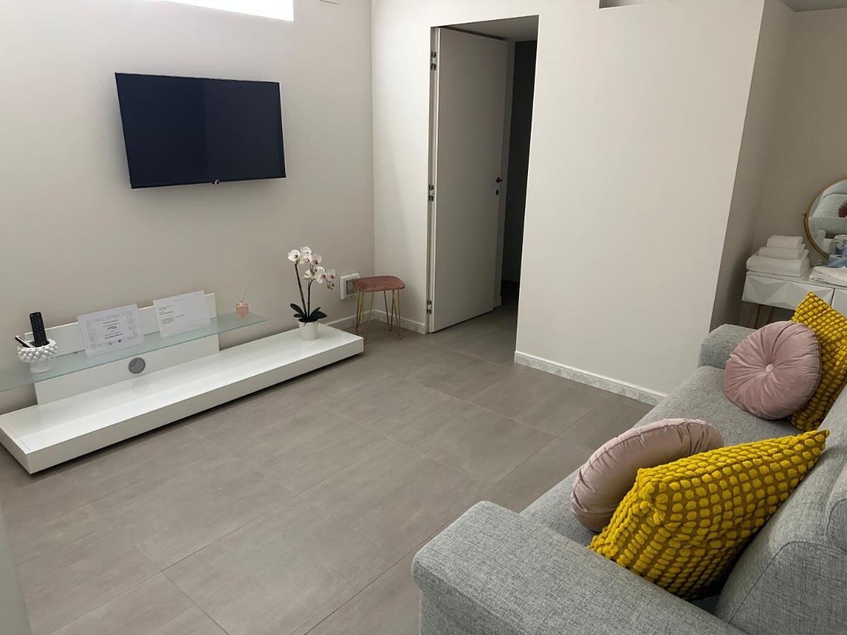 Imbriani 69 Apartment Bari Bagian luar foto