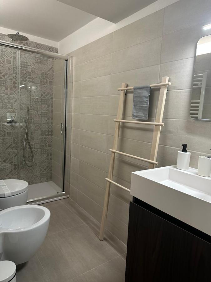 Imbriani 69 Apartment Bari Bagian luar foto